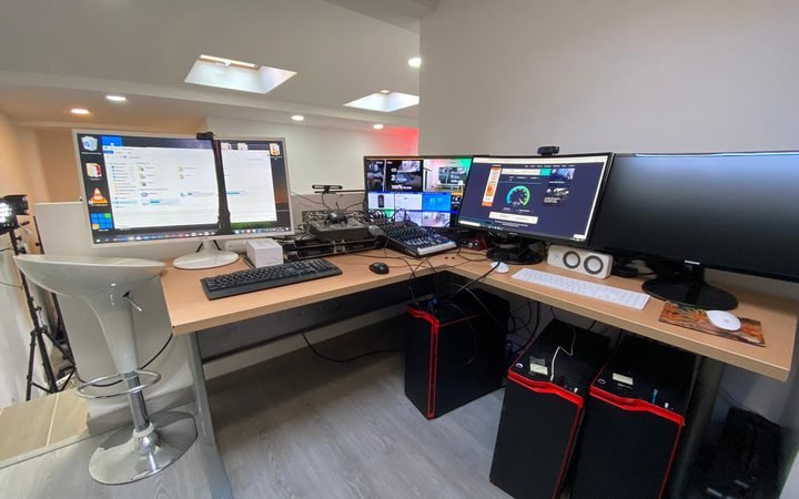 Alquiler de plató y estudio de streaming en Madrid para eventos híbridos Alquiler de plató y estudio de streaming en Madrid para eventos híbridos